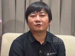 张雪坦言：流量已成甜蜜的负担，因被围堵无法骑摩托车上下班五猫网 - AI工具、API服务与独立产品开发五猫网