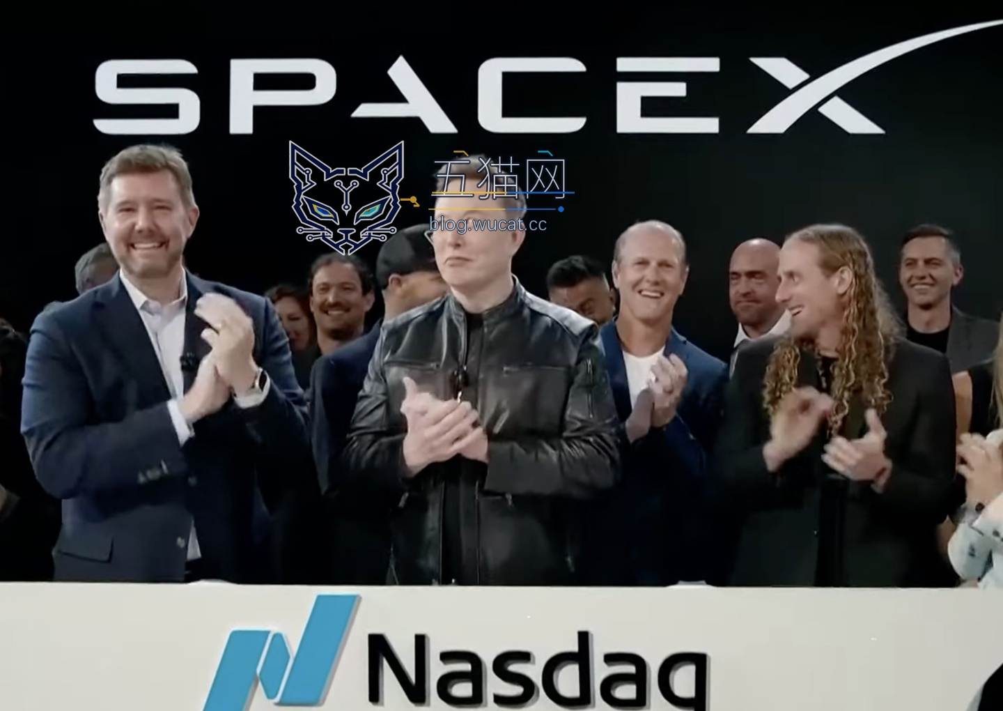 全球最大 IPO:马斯克 SpaceX 在纳斯达克敲钟上市,成为人类史上首位万亿美元富豪