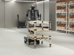 普渡机器人新一代 PUDU D7 发布：最高 14kg 承重，支持边工作边学习五猫网 - AI工具、API服务与独立产品开发五猫网