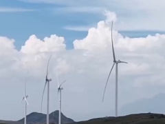 11.1 兆瓦，我国单机容量最大高原山地风电项目在昆明投运五猫网 - AI工具、API服务与独立产品开发五猫网
