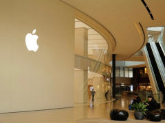 Apple Store 缔造者：约翰逊回顾称乔布斯反对把门店开进购物中心五猫网 - AI工具、API服务与独立产品开发五猫网